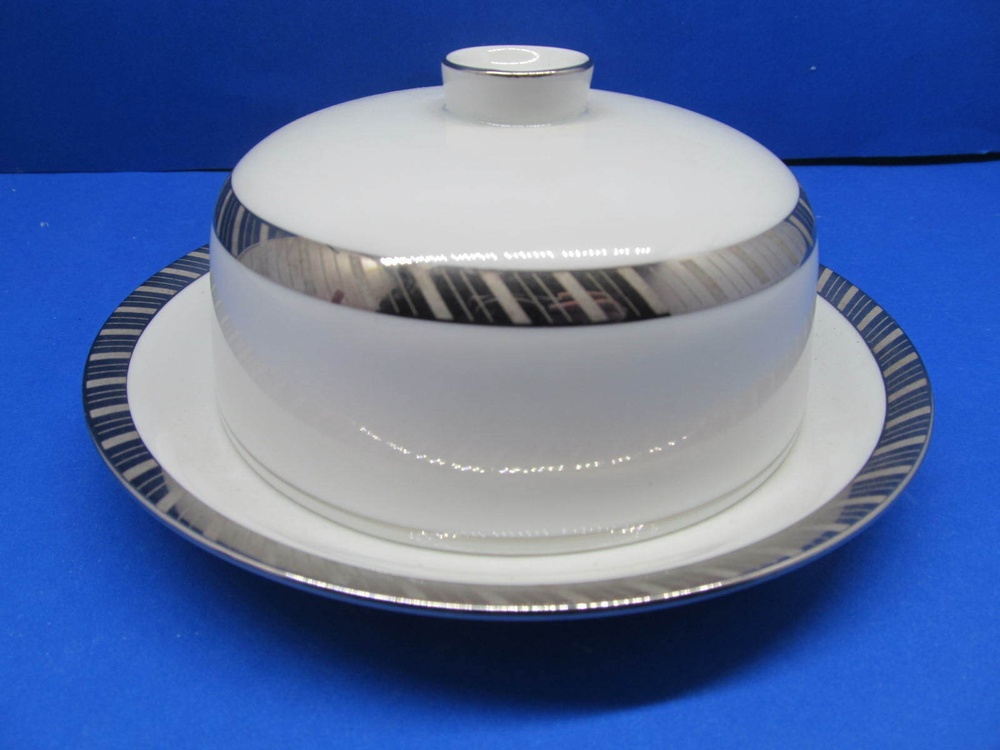 Rosenthal Gloriette Platin Covered Round Butter Dish Excellent Condition Unused